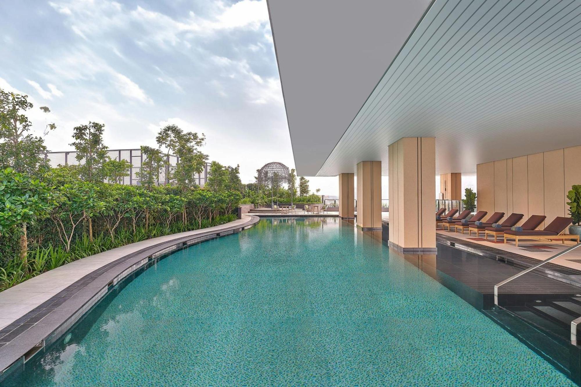 Готель Courtyard By Marriott Kuala Lumpur South Екстер'єр фото