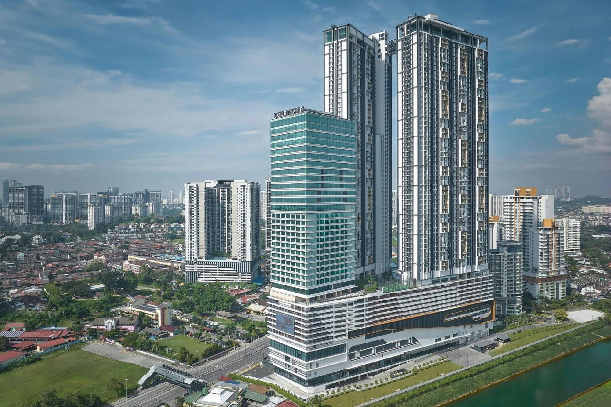 Готель Courtyard By Marriott Kuala Lumpur South Екстер'єр фото